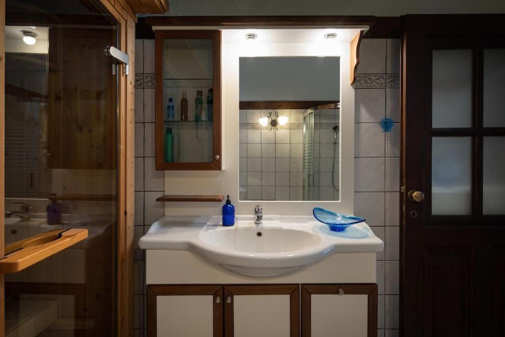 Traditionelles Appartement Athos Shadow Am Meer Paralia Sikias エクステリア 写真