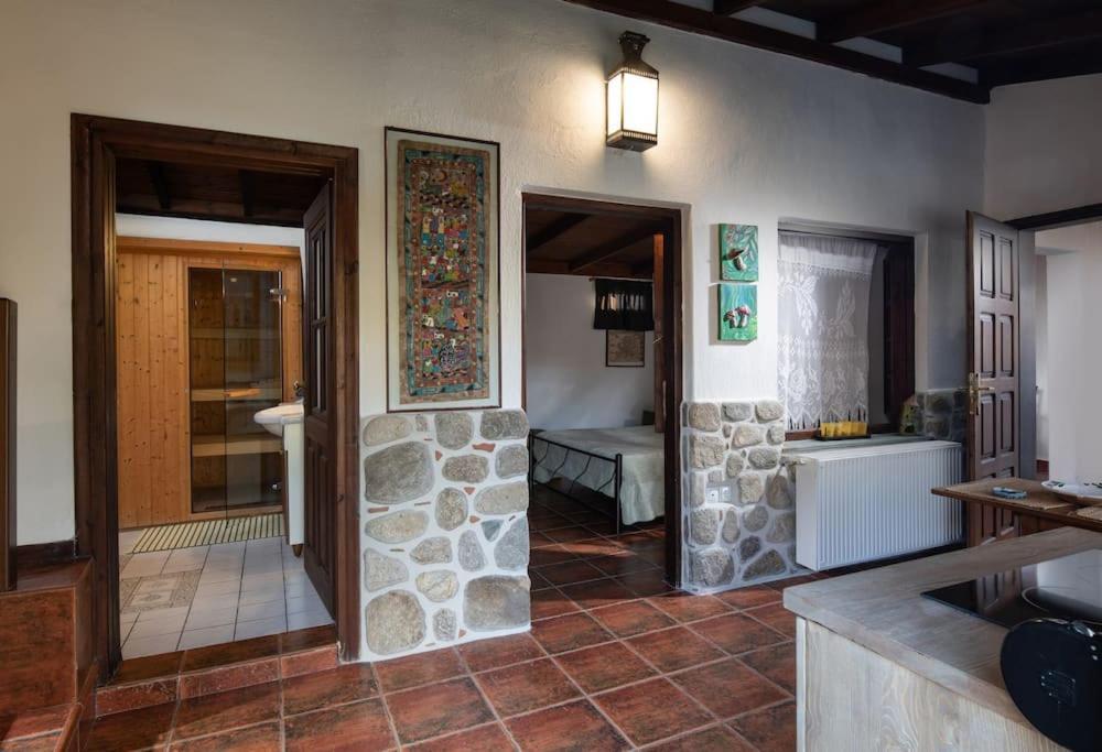 Traditionelles Appartement Athos Shadow Am Meer Paralia Sikias エクステリア 写真